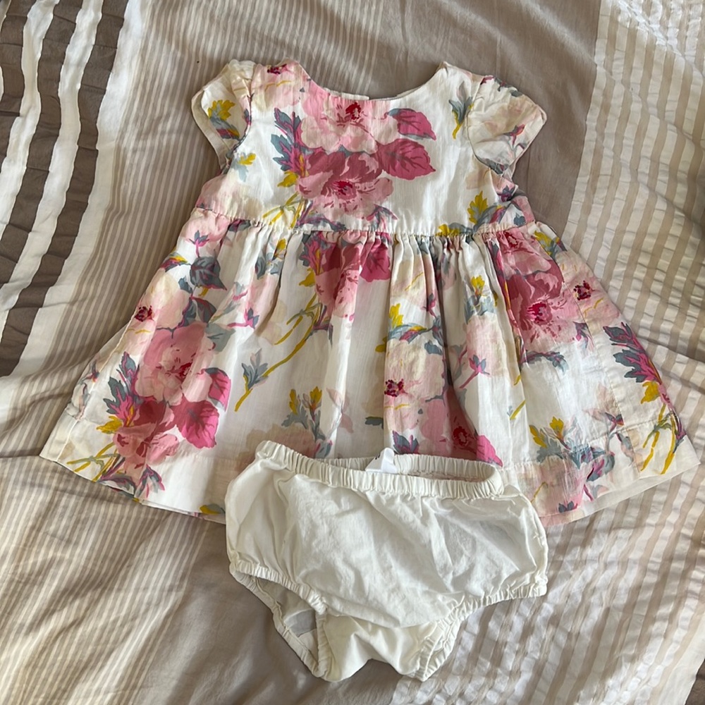 GAP flower girl dress 3-6 months